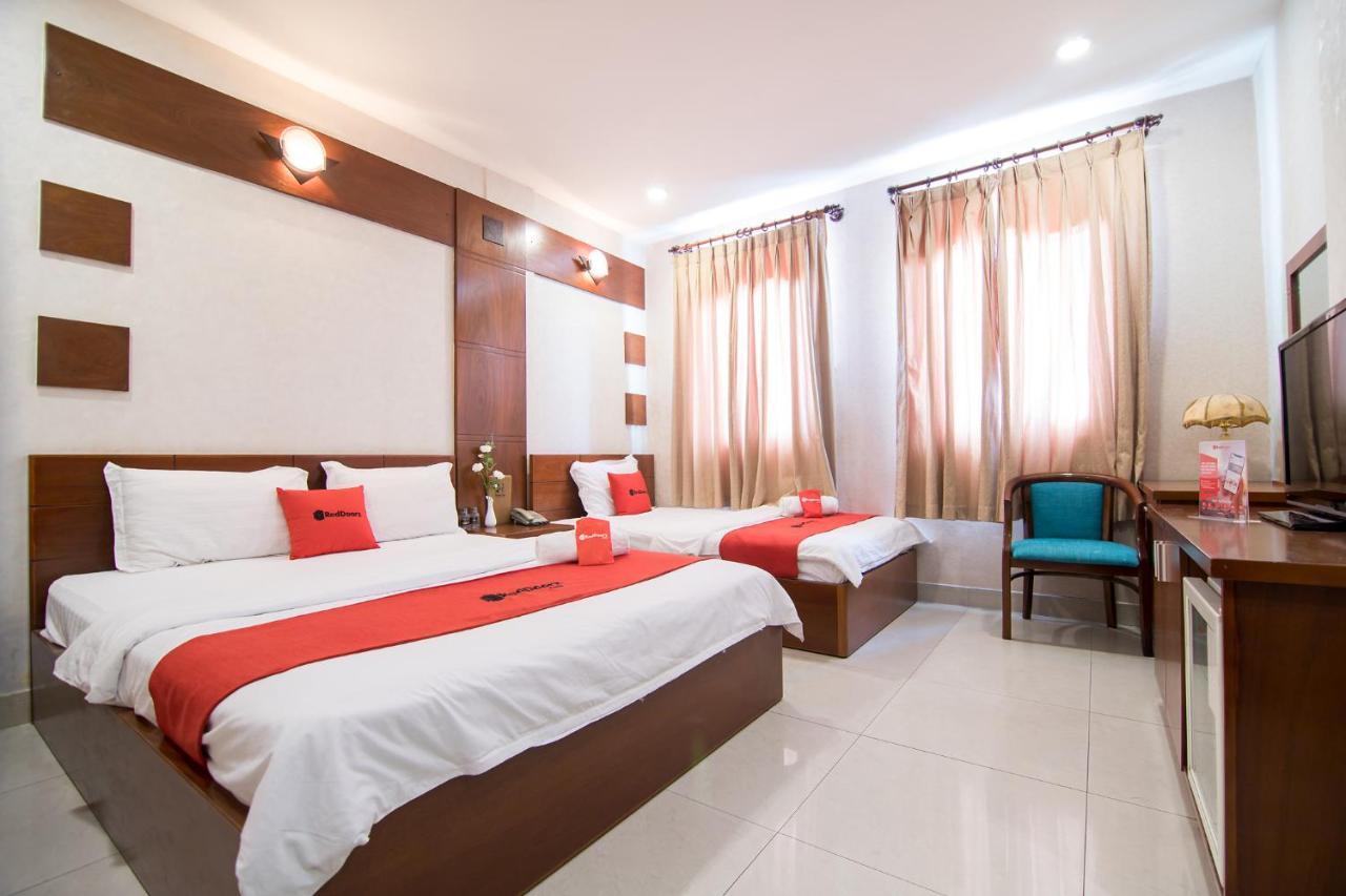 RedDoorz Phuong Thuy Hotel Thu Duc near QL13 TP. Hồ Chí Minh Ngoại thất bức ảnh