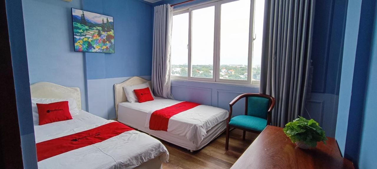 RedDoorz Phuong Thuy Hotel Thu Duc near QL13 TP. Hồ Chí Minh Ngoại thất bức ảnh