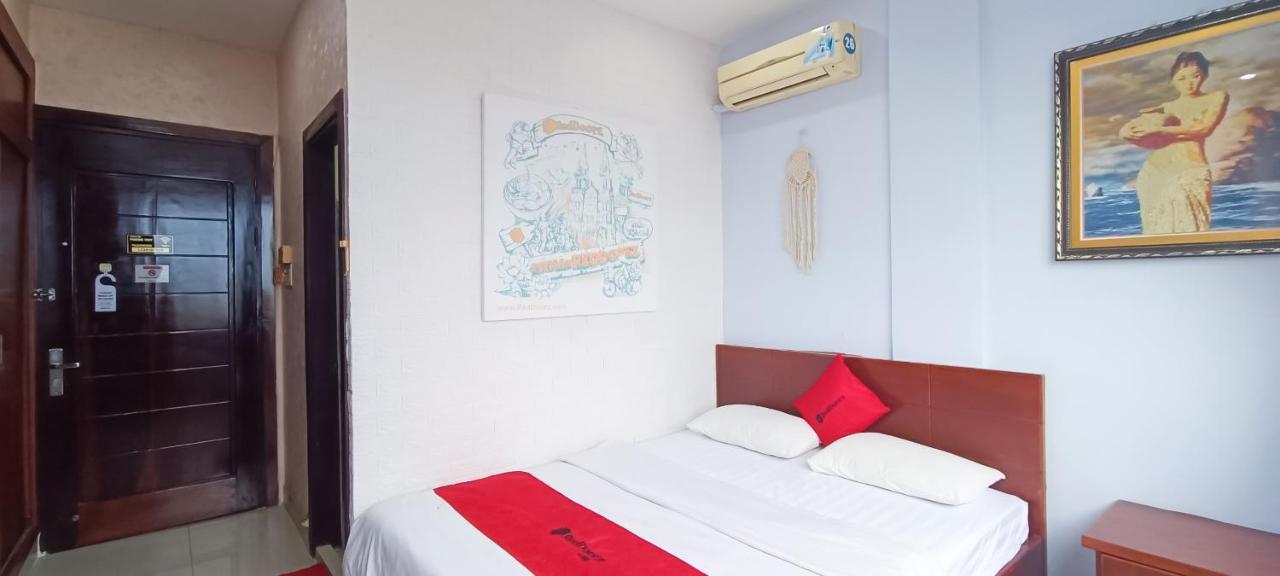 RedDoorz Phuong Thuy Hotel Thu Duc near QL13 TP. Hồ Chí Minh Ngoại thất bức ảnh