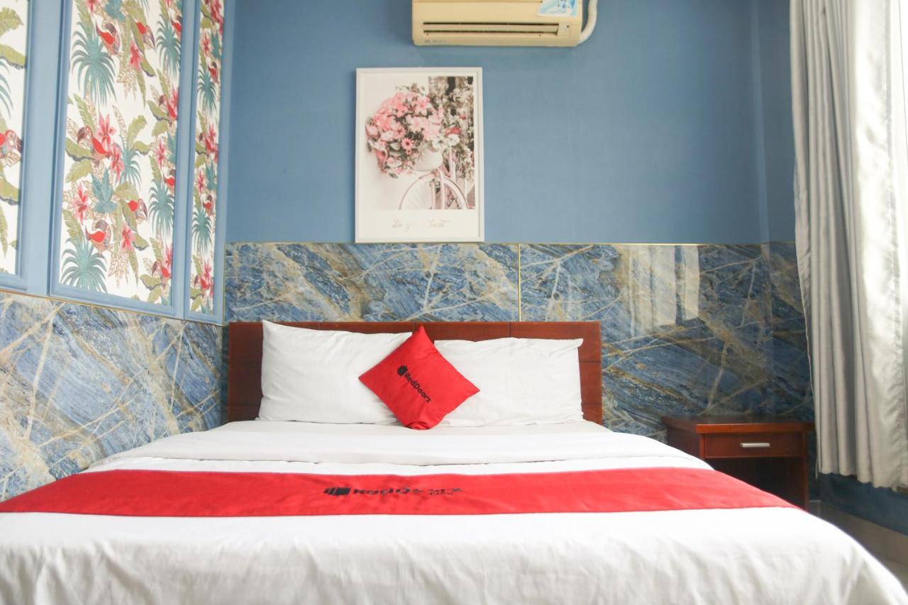 RedDoorz Phuong Thuy Hotel Thu Duc near QL13 TP. Hồ Chí Minh Ngoại thất bức ảnh