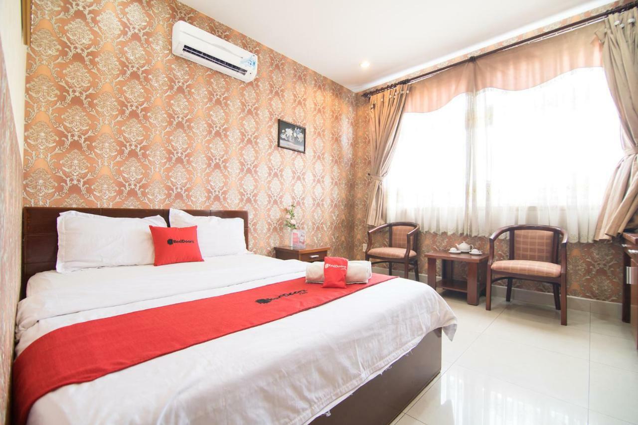 RedDoorz Phuong Thuy Hotel Thu Duc near QL13 TP. Hồ Chí Minh Ngoại thất bức ảnh